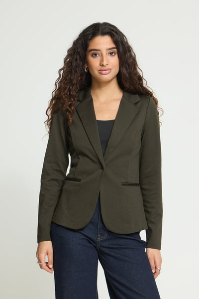 Kate Blazer (Rosin)