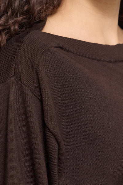 Luls Boatneck Sweater (Chocolate)