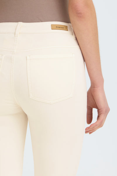 Elli Stretch Denim Capri (Moonbeam)