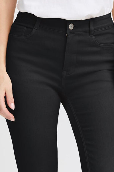 Elli Stretch Denim Capri (Black)