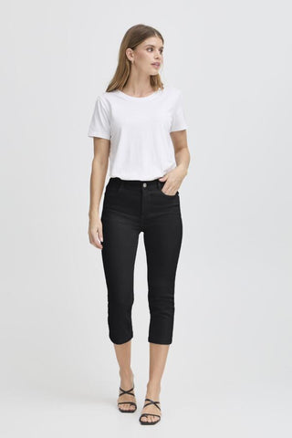Elli Stretch Denim Capri (Black)