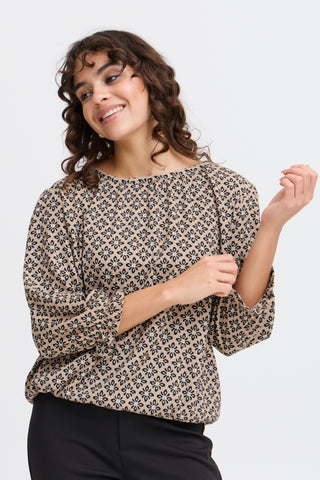 Lenora Patterned 3/4 Sleeve Top (Taupe)