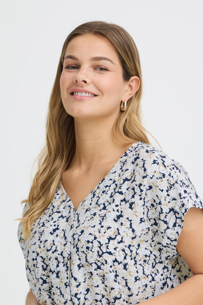 Heati Blouse (Navy Floral)