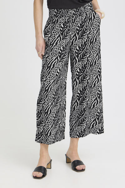 Joella Black Crop Pant (Black Pattern)