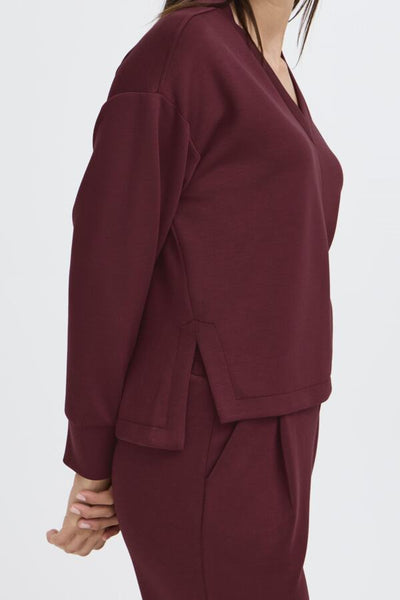 Pusti V Neck Sweatshirt (Port Royale)