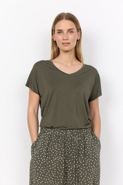 Debbie Soft V Neck T-Shirt (Grape Leaf)