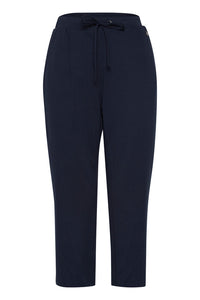 Zaline Capri (Black)