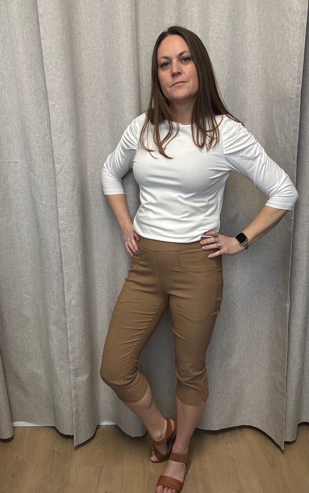 Evelyn Stretch Capri (Beige)