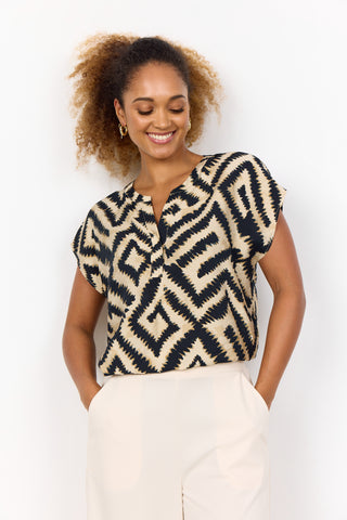 Pixi Patterned Top