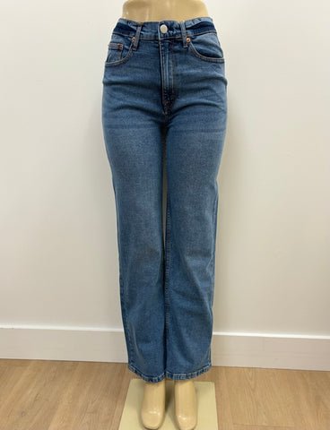 Nila Straight Jean (Dark Wash)