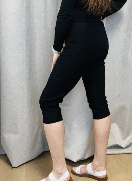 Liza Capri Pant (Black)