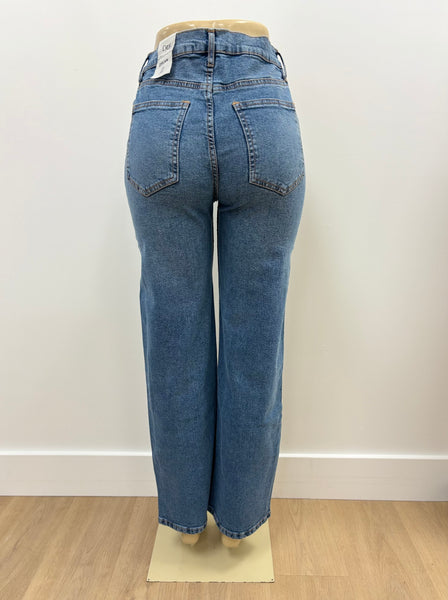 Nila Straight Jean (Dark Wash)