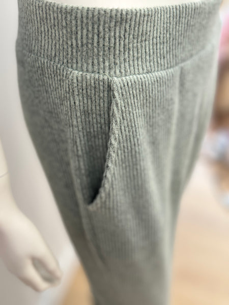 Elle Ribbed Knit Jogger (Sage Green)