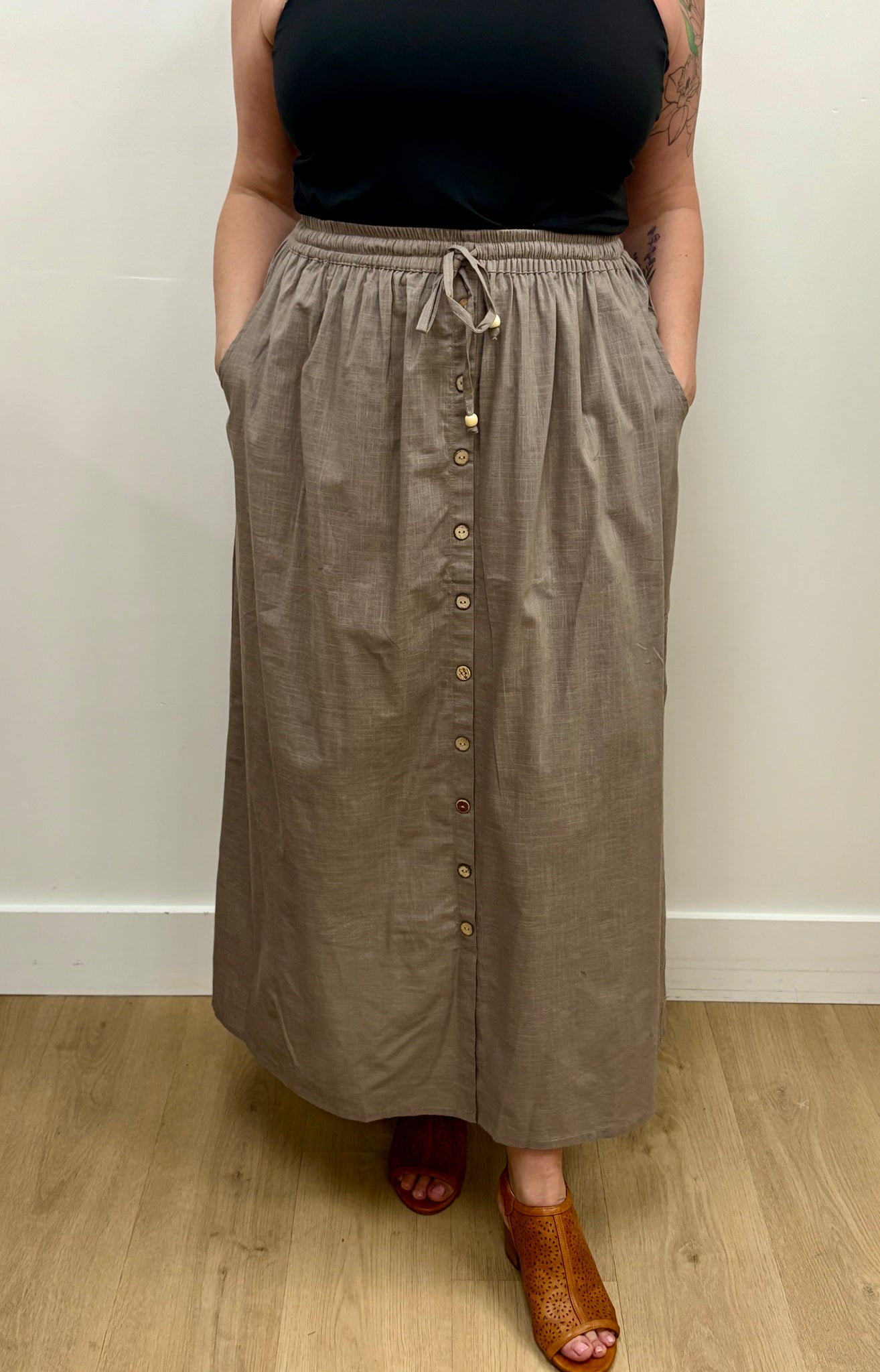 Lisa Cotton Maxi Skirt (Taupe)
