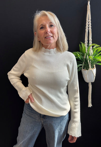 Lisa Scallop Detail Sweater (Winter White)