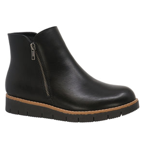 Gabby Water Resistant Boot (Black)