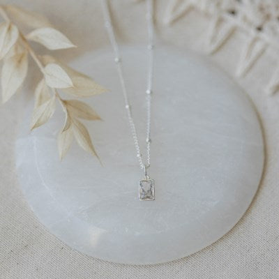 Glim Necklace - 2 Colour Options