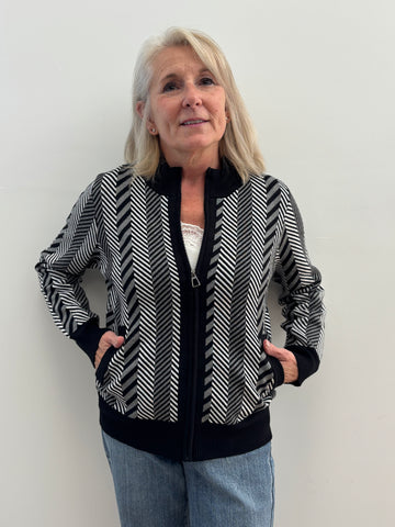 Genevieve Zippered Knit Cardigan (Chevron)