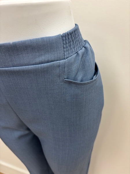 Gerrie Petite Length Pant (Blue)