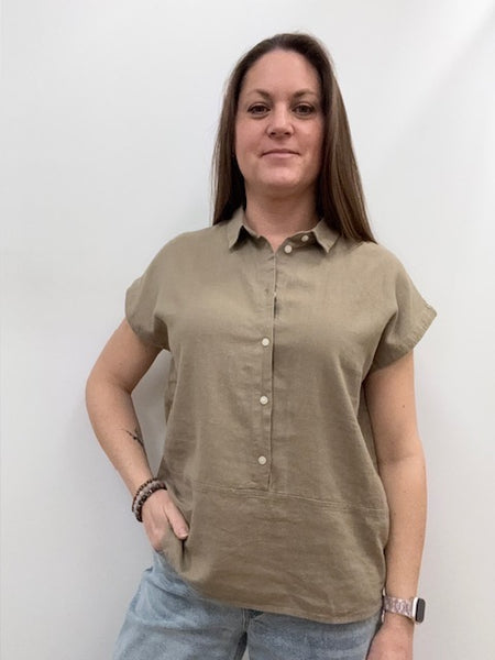 Lino Linen Blend Button Down Top (Timber Wolf)