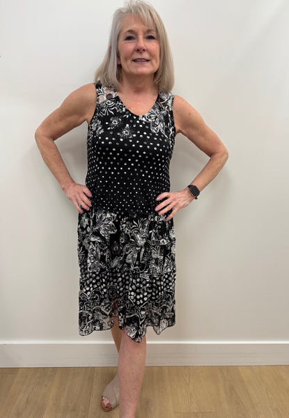 Nadine Lace Dress (Black)