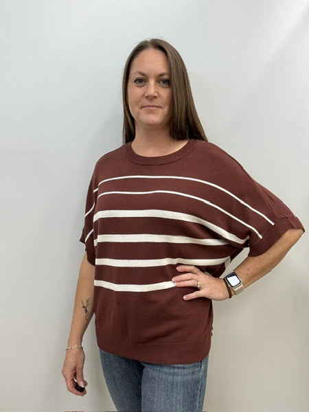 Mary Short Sleeve Sweater (Rum Raisin)