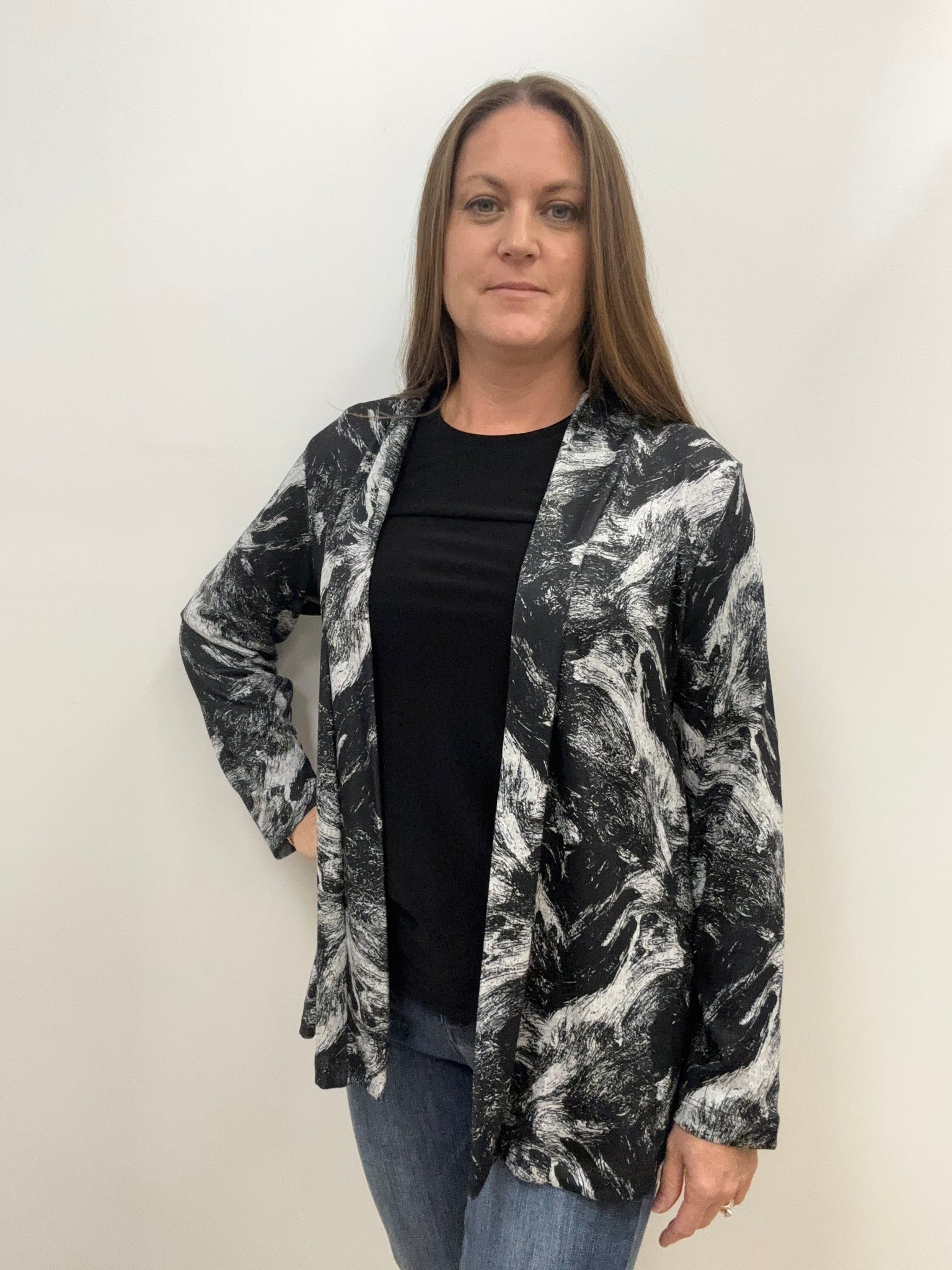 PLUS Martina Open Cardigan (Black/White)
