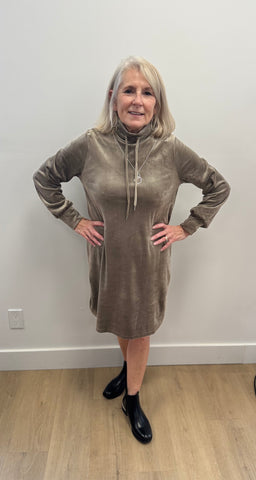 Mitza Velour Dress (Walnut)