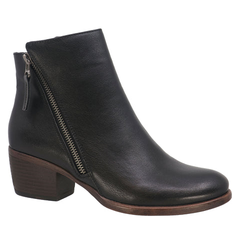 Izzy Waterproof Boot (Black)