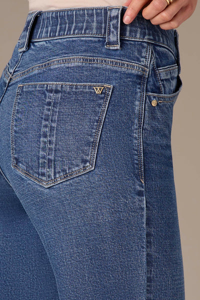 Hi Rise Boyfriend Jean with Fray Cuff