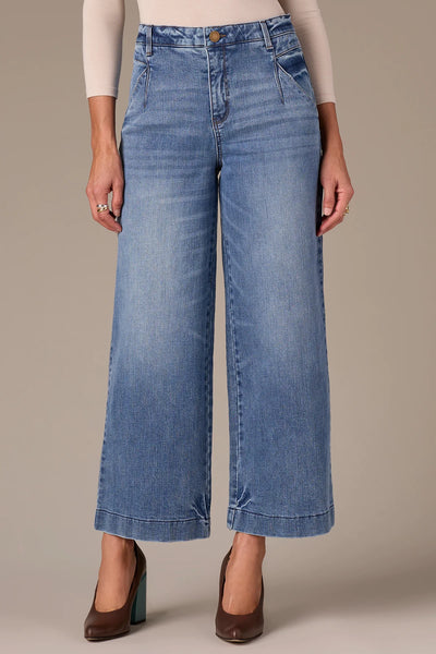 Wyatt Skyrise Wide Leg Jeans with V Pockets