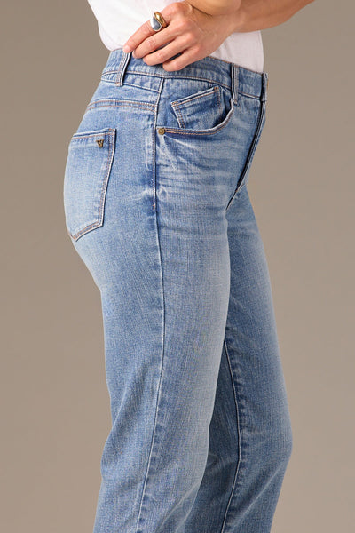 Logan High Rise Slit Skinny Jean (Light Blue)