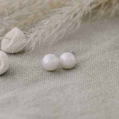 Pearl Studs