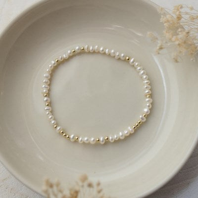 Serella Pearl Bracelet