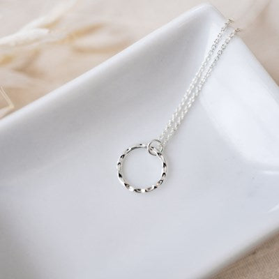 Simple Circle Necklace - 2 Colour Options