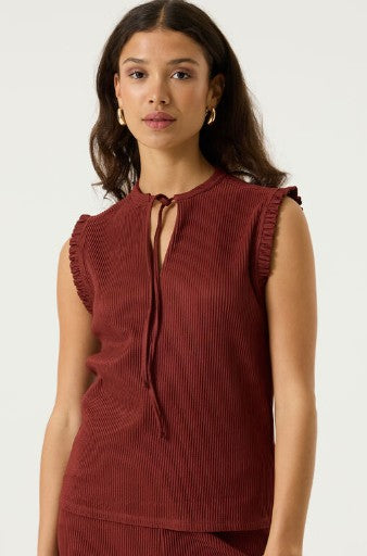 Maureen Textured Tank (Red)