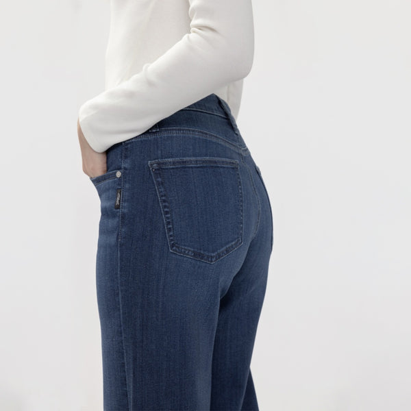 Suki Wide Leg Jean (Fierce Blue)