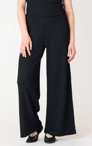Mira Textured Wide Leg Pants (Black)