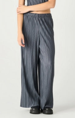 Marilyn Pleated Pant (Slate)