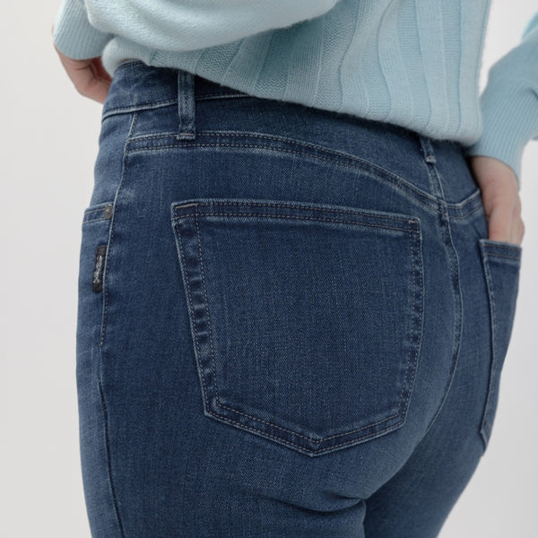 Isbister Straight Jean (Screech Blue)