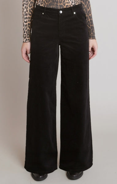 Gigi Corduroy Pant (Black)