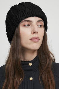 Fleur Black Knit Beanie