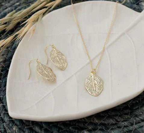 Elm Leaf Necklace - 2 Colour Options
